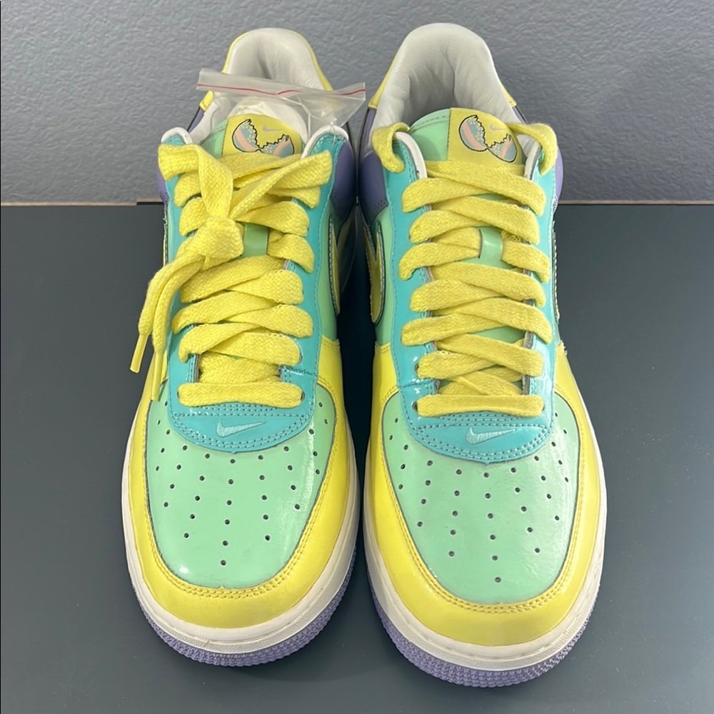 Colorful Sneakers with Yellow and Blue Accents